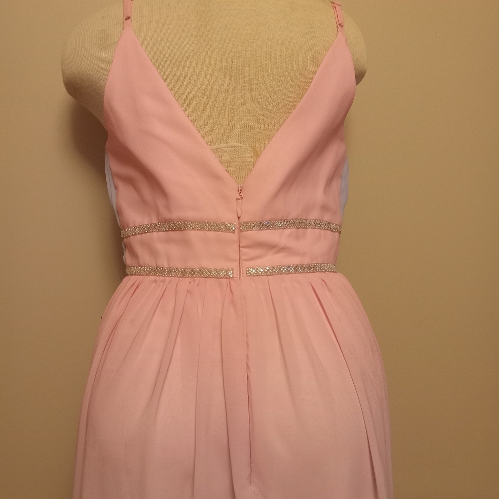🆕️BEE DARLIN DRESS🆕️ - Picture 11 of 12